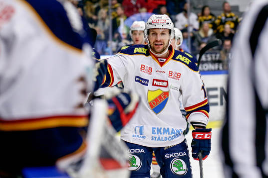 Djurgårdens Niclas Bergfors jublar