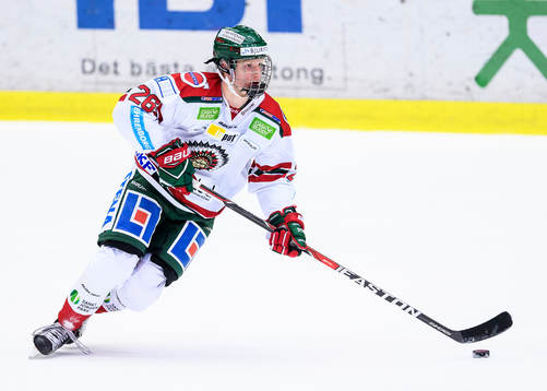 Frölundas Rasmus Dahlin med pucken