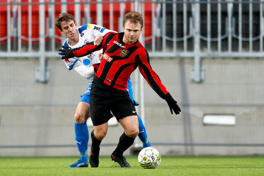 Helsingborgs Adam Eriksson och Brommapojkarnas Christopher