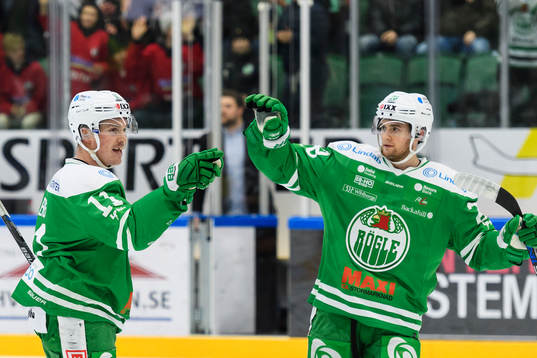 Rögles Bryan Lerg och Cade Fairchild  jublar