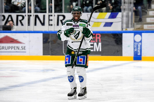 Färjestads Hugo Enock jublar