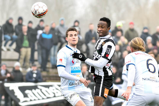 Bläddra bland fler bilder av Fotboll, Svenska cupen, Landskrona - Gefle