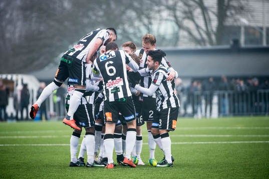 Landskronas spelare jublar