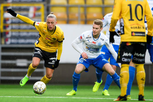 Elfsborgs Jesper Karlsson och Värnamos Freddy Winst