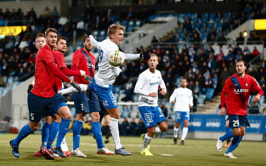 Missad målchans för Norrköpings Sebastian Andersson