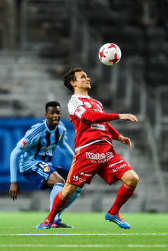 Degerfors Shpetim Hasani och Djurgårdens Souleymane Kone