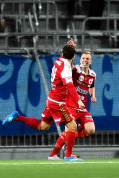 Degerfors spelare jublar