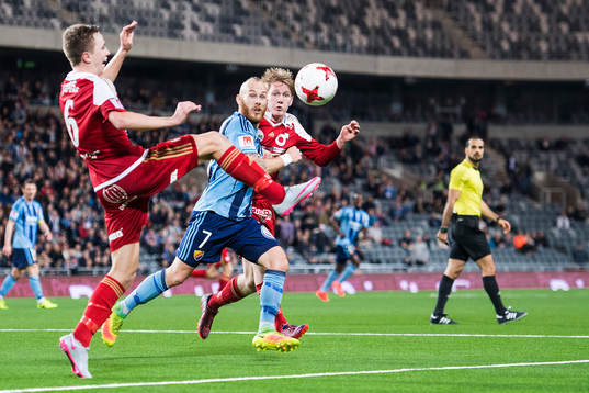 Degerfors Erik Lindell  utmanar Djurgårdens Magnus Eriksson