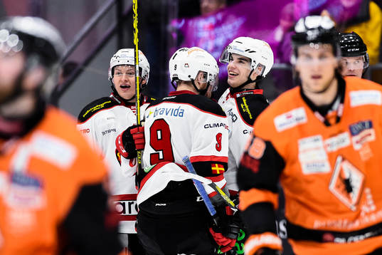 Malmö Redhawks Lukas Haudum jublar