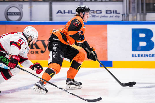 Malmö Redhawks Nicklas Jadeland  och Karlskronas Joseph