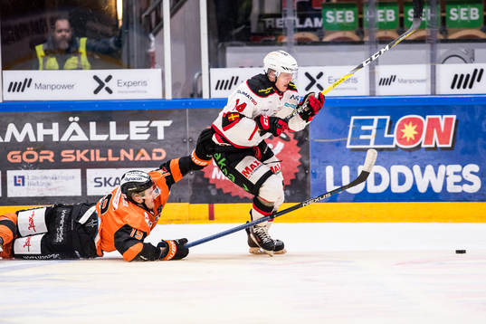 Karlskronas Kristoffer Söder  och Malmö Redhawks