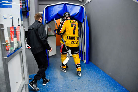 Luleås Jan Sandström lämnar isen