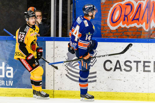 Växjös Emil Pettersson jublar