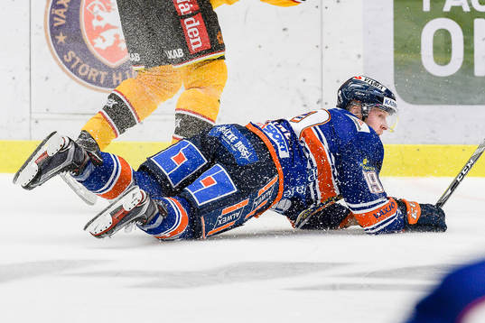 Växjös Tuomas Kiiskinen faller