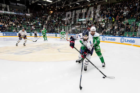 Linköpings Niklas Persson och Rögles Alen Bibic