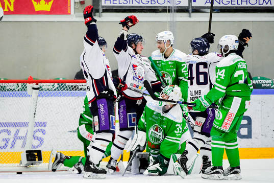 Linköpings Jacob Lilja och Andrew Gordon jublar