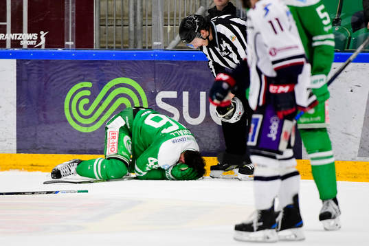 Rögles Kevin Marshall har ont