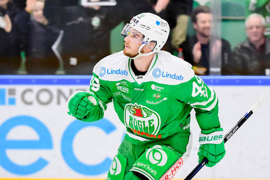 Rögles Sebastian Collberg jublar