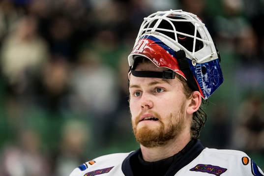 Linköpings målvakt Marcus Högberg deppar