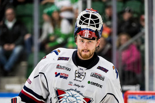 Linköpings målvakt Marcus Högberg deppar