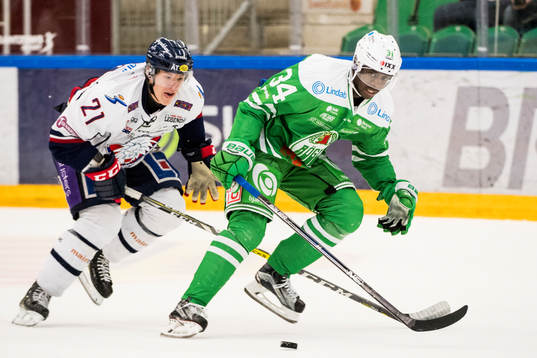 Linköpings Emil Sylvegård och Rögles Edwin Hedberg