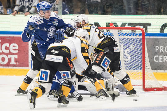Leksands Lukas Ericsson och Skellefteås Mark Katic