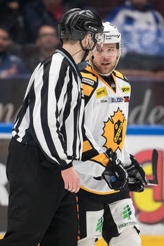 Skellefteås Mark Katic utvisas 5 min plus match i