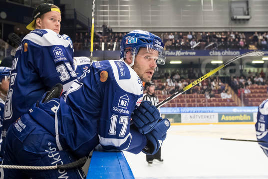 Leksands Jesper Ollas och målvakt Atte Engren i