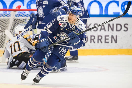Leksands Jon Knuts i ishockeymatchen i SHL mellan Leksand