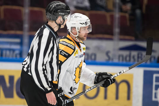 Skellefteås Mark Katic utvisas 5 min plus match i