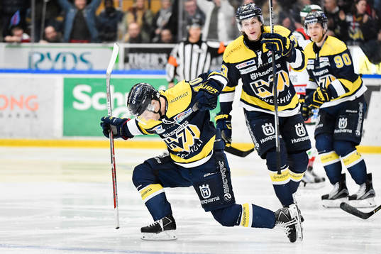 s Pär Arlbrandt jublar