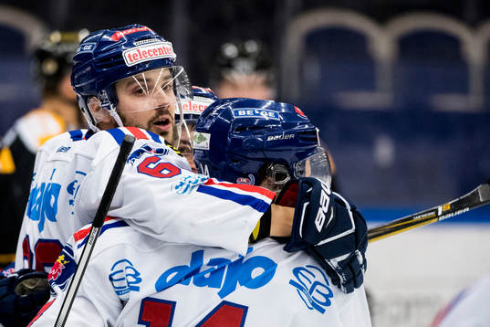 Oskarshamns Joakim Hagelin jublar