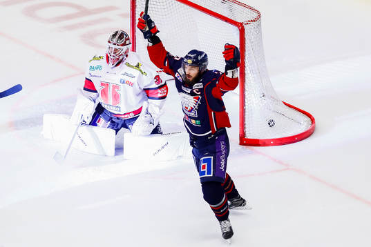 Linköpings Niklas Persson jublar