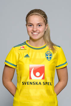 Sara Linnakallio i F17/00-landslaget