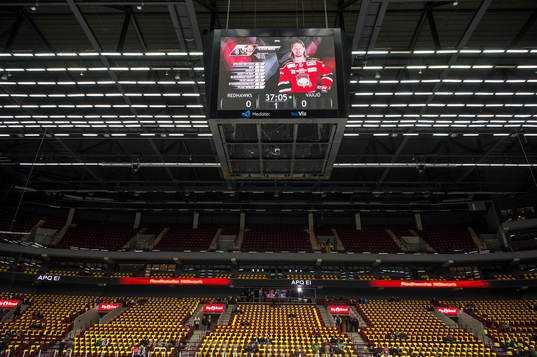 Jumbotronen i Malmö Arena innan ishockeymatchen i SHL
