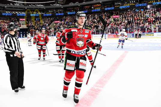 Malmö Redhawks Fredrik Händemark jublar