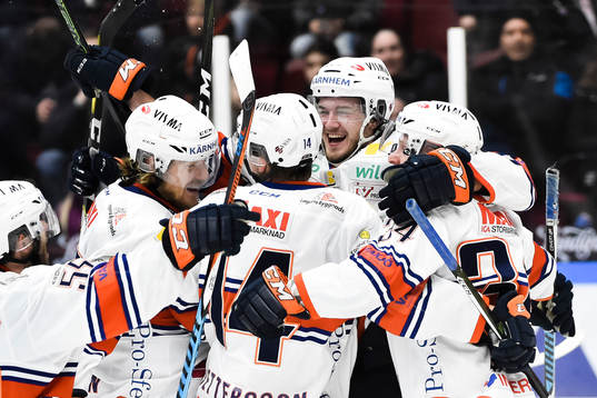 Växjös Emil Pettersson , Erik Josefsson , Dennis Everberg