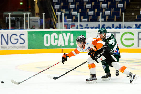 Färjestads Magnus Nygren och Karlskronas Emil Lundberg