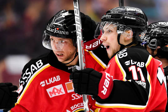 Luleås Petter Emanuelsson jublar