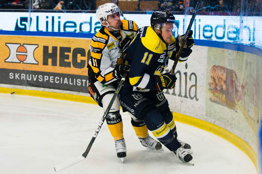 s Simon Önerud