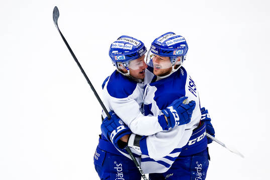 Leksands Patrik Norén och Joe Piskula jublar
