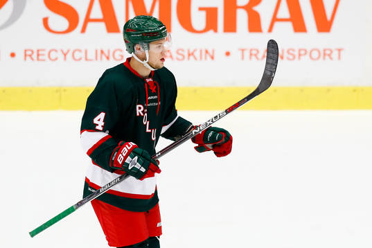 Frölundas Jacob Larsson jublar