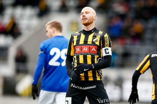 Häckens Alexander Farnerud deppar