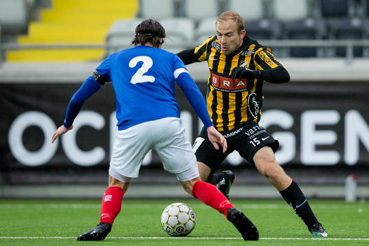 Häckens Kari Arkivuo mot Åtvidabergs Jon Birkfeldt