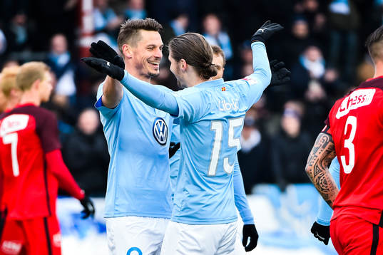 Bläddra bland fler bilder av Fotboll, Träningsmatch, Malmö FF - Brann