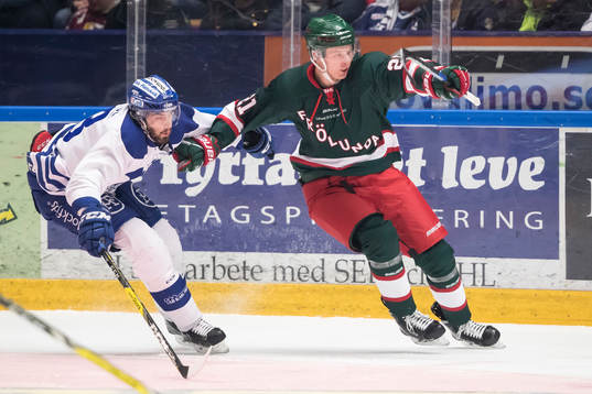 Leksands Markus Lauridsen och Frölundas Christoffer Ehn i