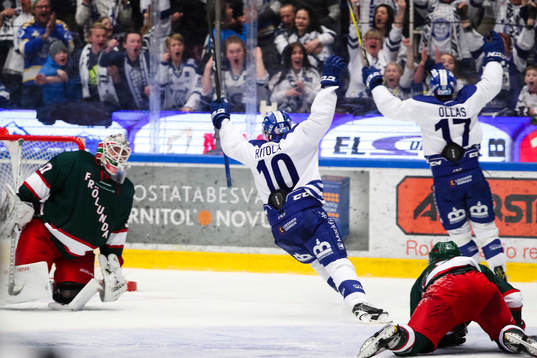 Leksands Mattias Ritola och Jesper Ollas jublar