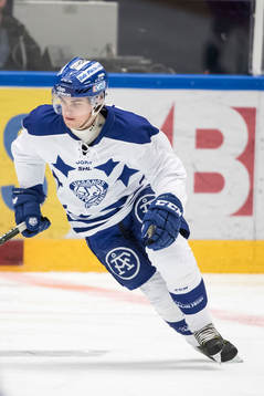 Leksands Oskar Lang i ishockeymatchen i SHL mellan Leksand