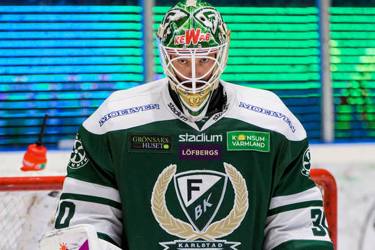 Färjestads målvakt Lars Haugen deppar