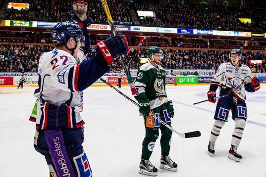 Linköpings Vilmos Gallo och Gabriel Carlsson jublar